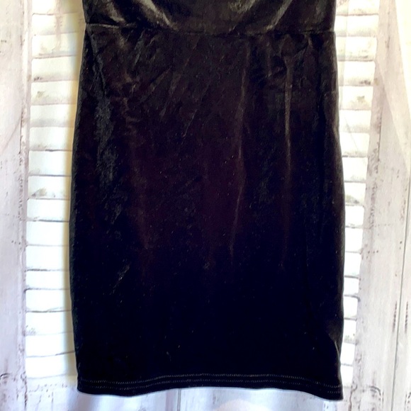NWT Velvet black dress - Picture 3 of 7